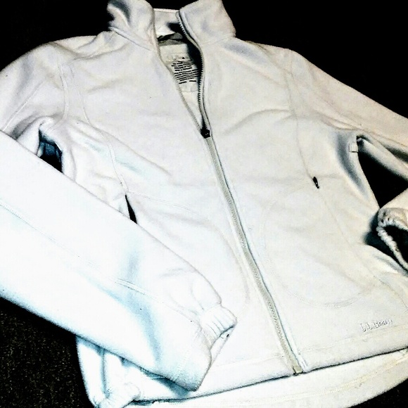 L.L. Bean Jackets & Blazers - L.L. BEAN PERFECT NEW- LIKE COND xs